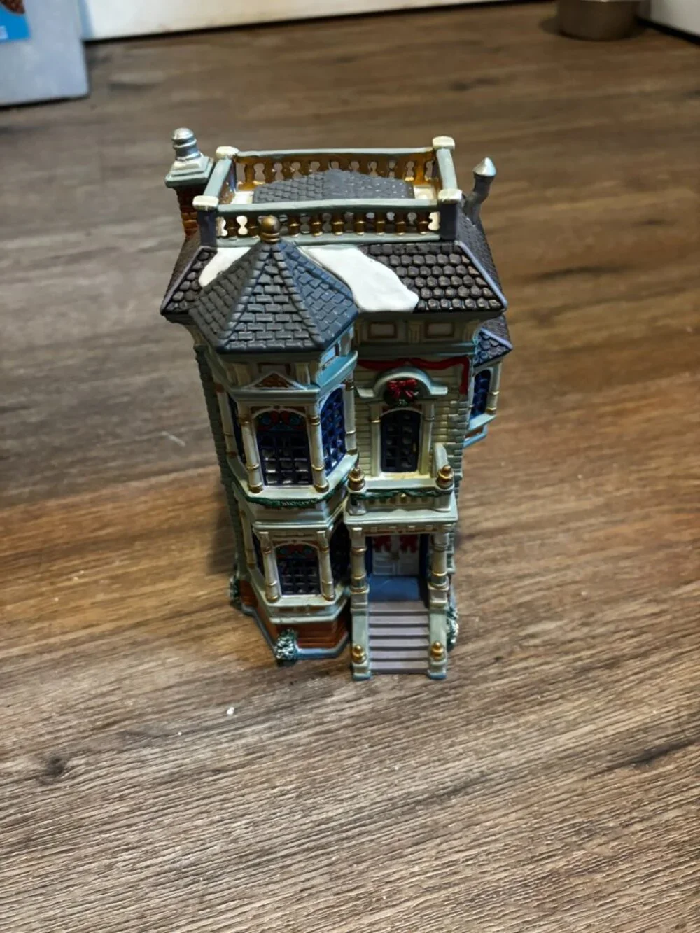 Lemax Christmas Village light up house Harvey House